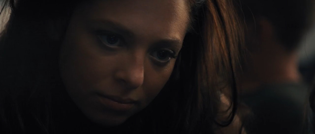 Carrie 2013 BluRay [Hindi + Tamil + Telugu + English] 480p 720p ESub Screenshot