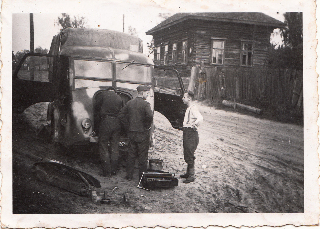 Wehrmacht Rußland französischer Renault LKW Lastwagen Tarnmuster