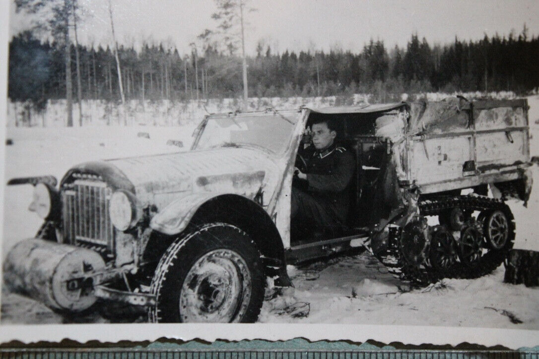 WW2 LKW SDKFZ Sd.Kfz. Halbkette Schlepper für Geschütze Schneetarn