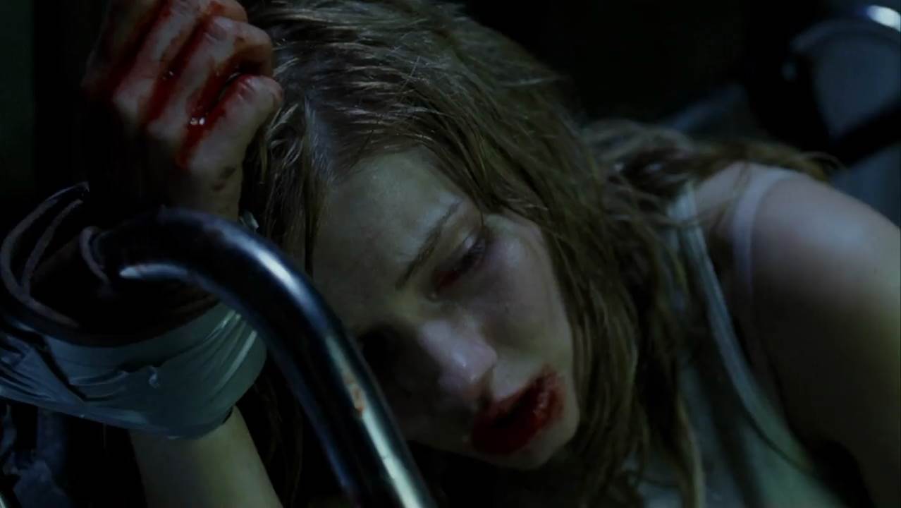 House of Wax 2005 BluRay [Tamil + English] 480p, 720p ESub Screenshot