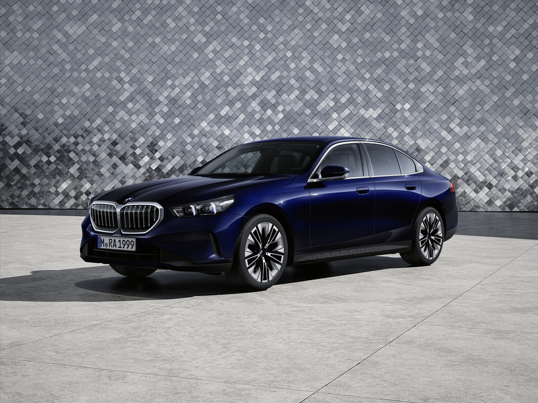 P90551939_highRes_the-new-bmw-540d-xdr