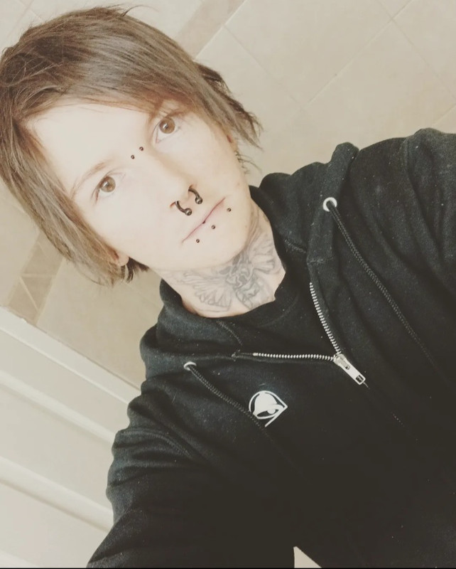 Screenshot_20220615-195430_Instagram