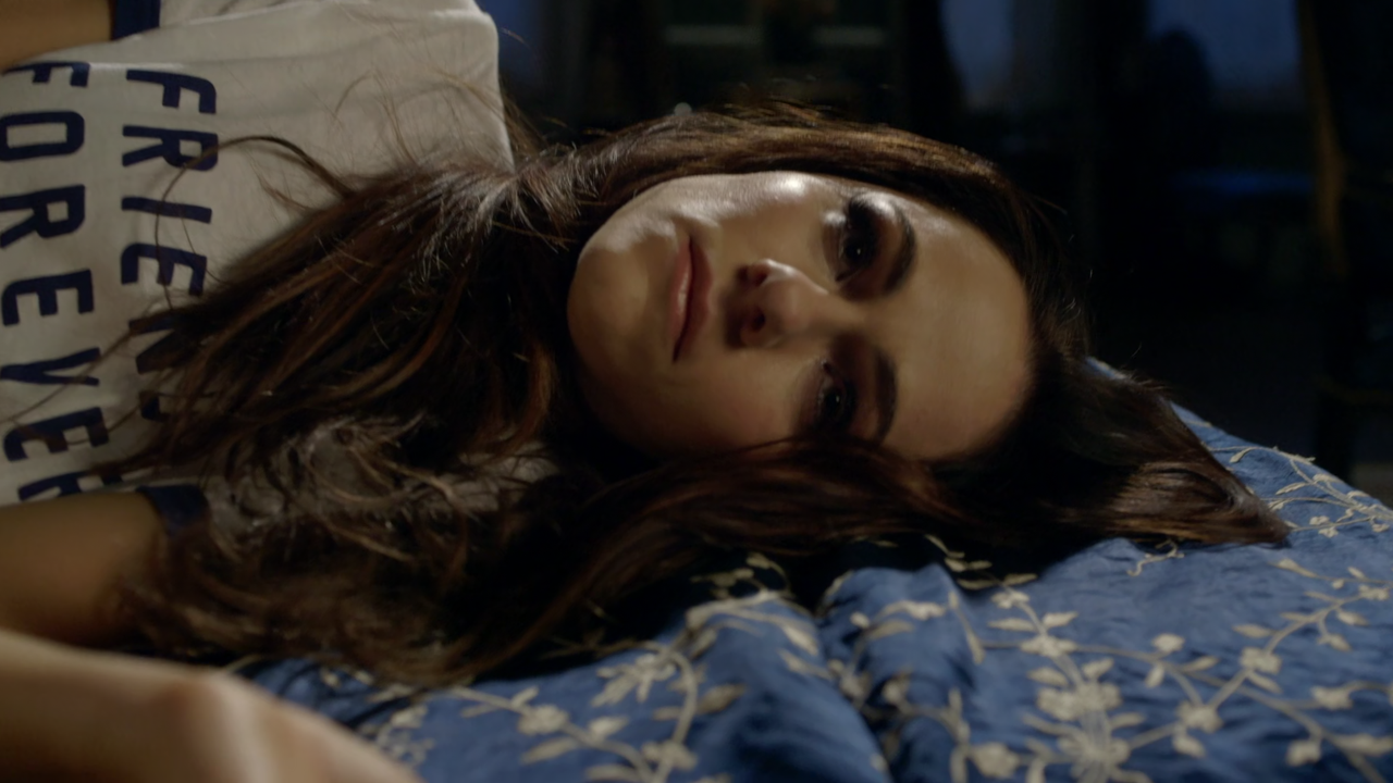 The.Royals.2015.S02E08.Be.All.My.Sins.Remembered.1080p.BluRay.REMUX.AVC.DTS-HD.MA.5.1-EPSiLON[SS]16