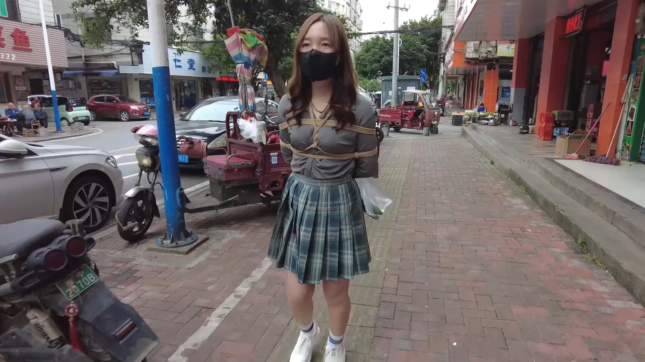 晓鹿原创 菜市场的激情.mp4_20230510_194234.399