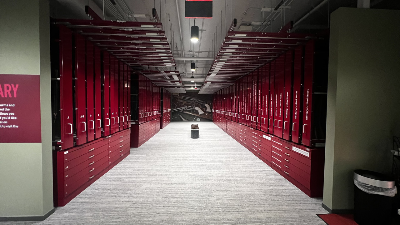 2D2ACB92-9CDD-4EEF-B7AA-6C75D8FB007D