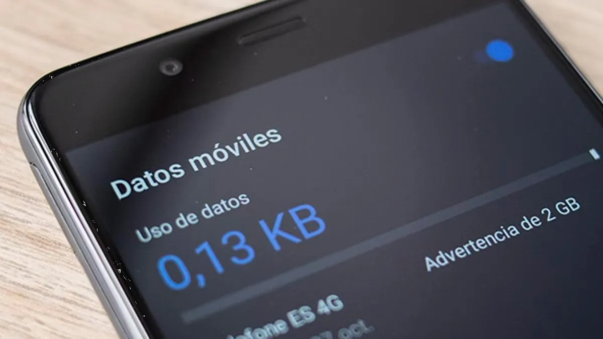 Conoce los tips que recomienda Profeco para que ahorres datos en tu celular
