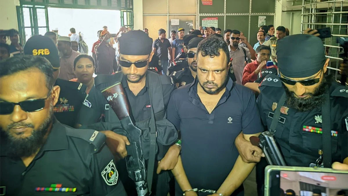 ২৬ মামলার আসামি শীর্ষ সন্ত্রাসী মেরিল সুমন গ্রেফতার