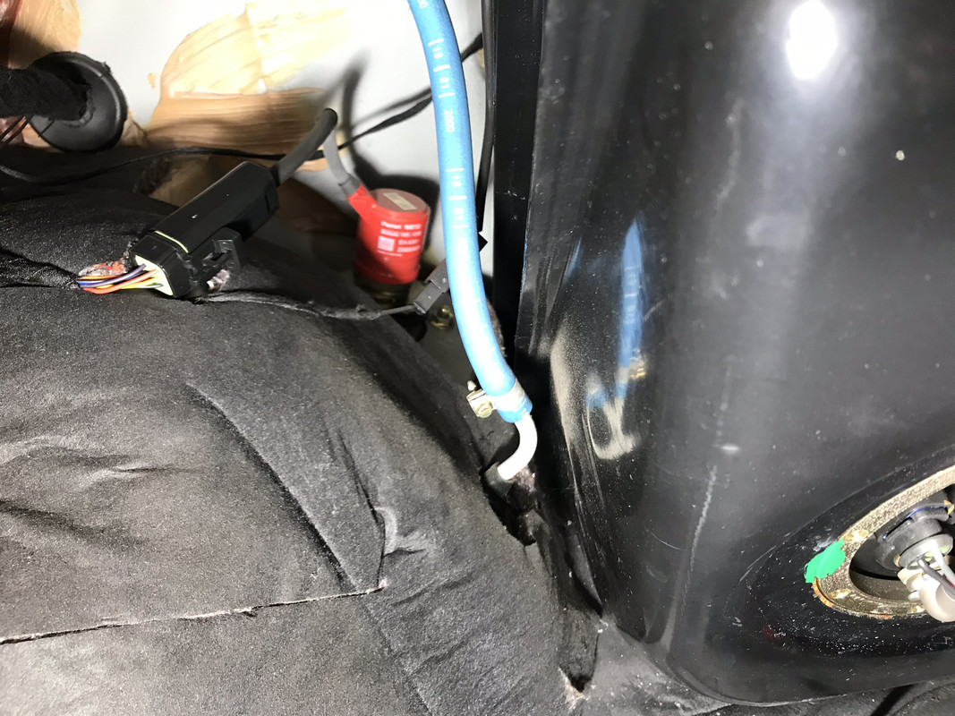 CC3D7F00-16A3-41A8-B16D-CFBE2FE964EB