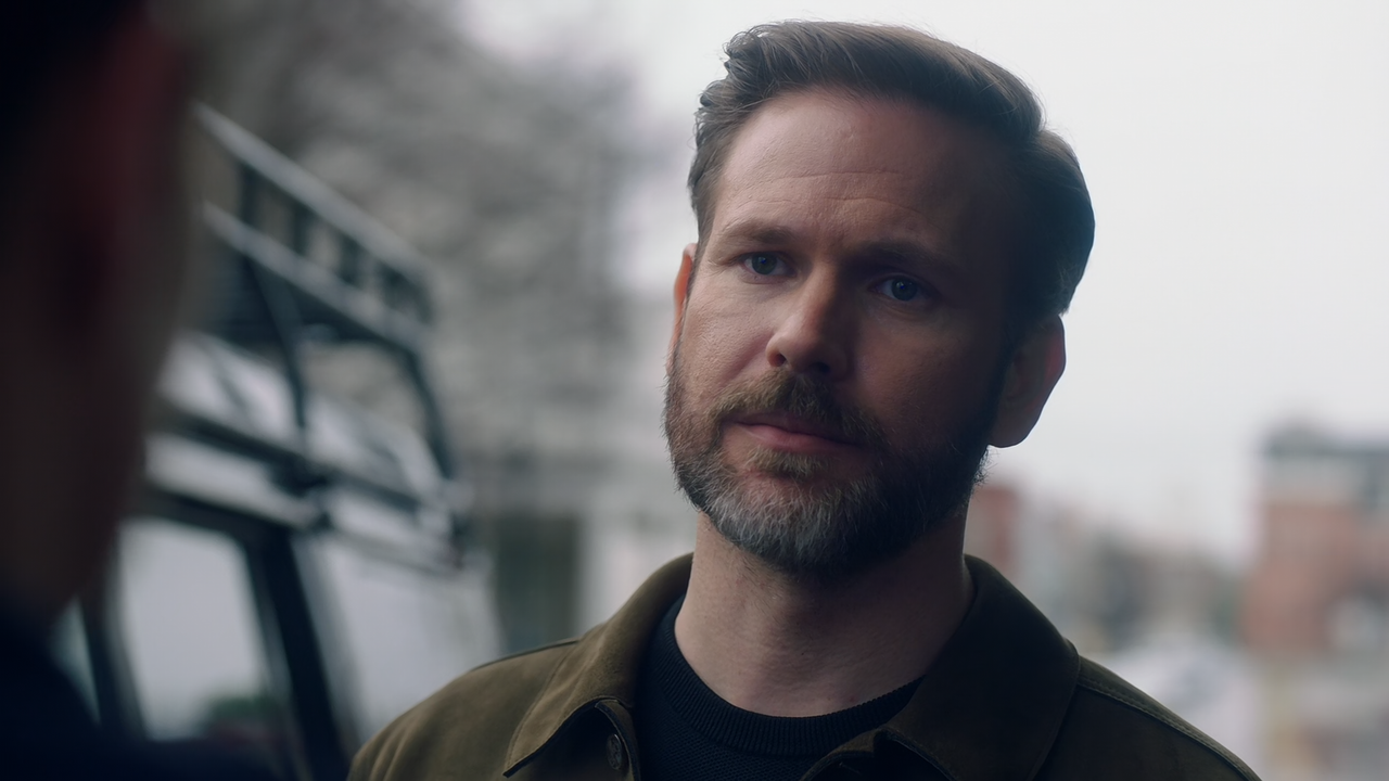 Legacies.S03E02.Goodbyes.Sure.Do.Suck.1080p.10bit.AMZN.WEB-DL.DDP5.1.HEVC-Vyndros.mkv_snapshot_09.05