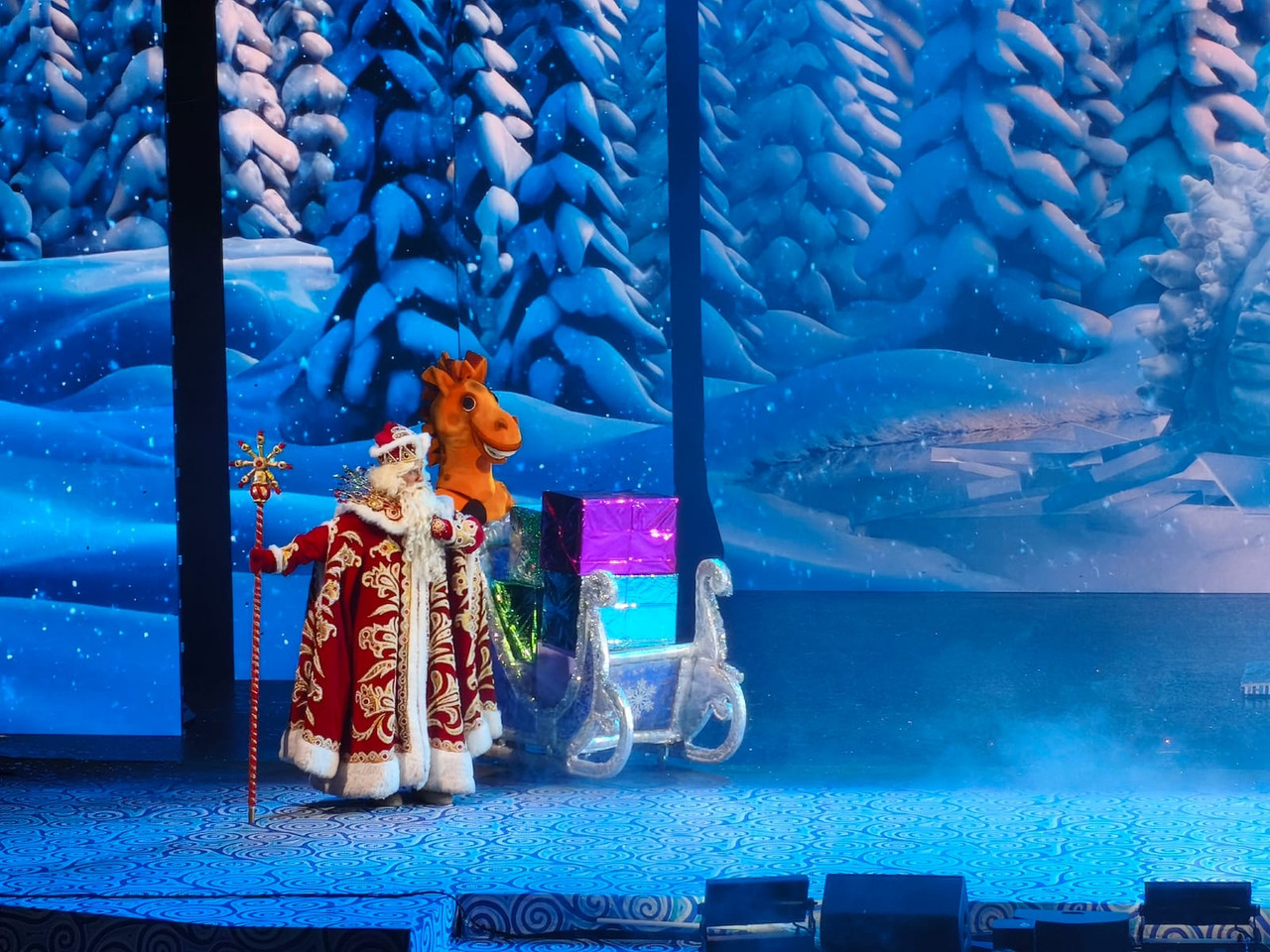 PHOTO-2025-12-16-11-54-52