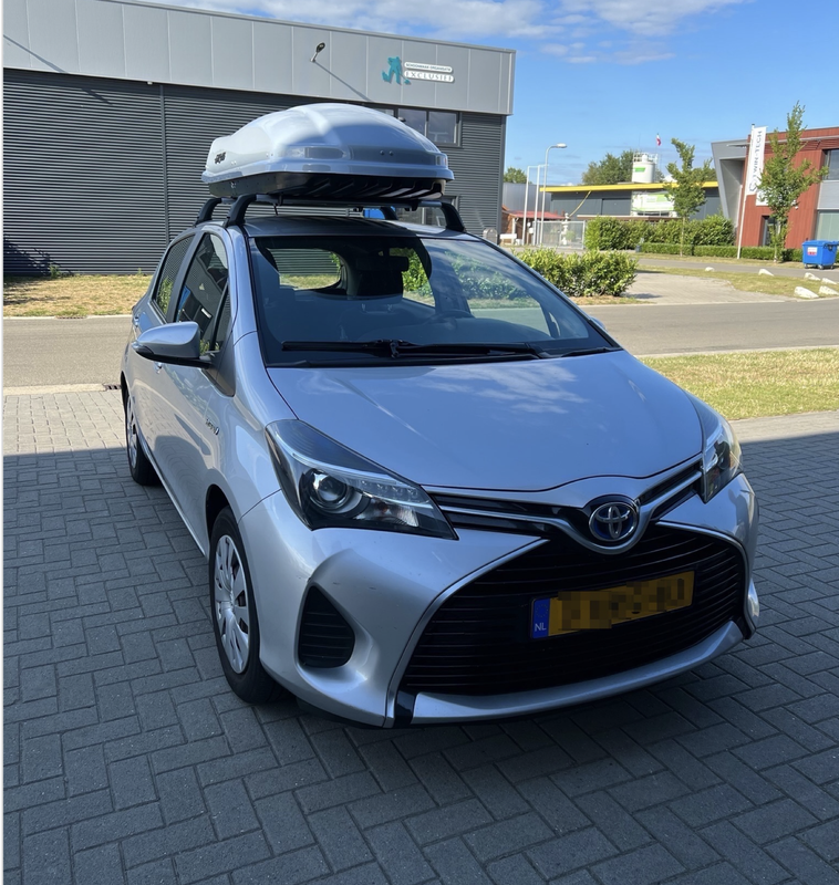 Toyota Yaris - FaradBox