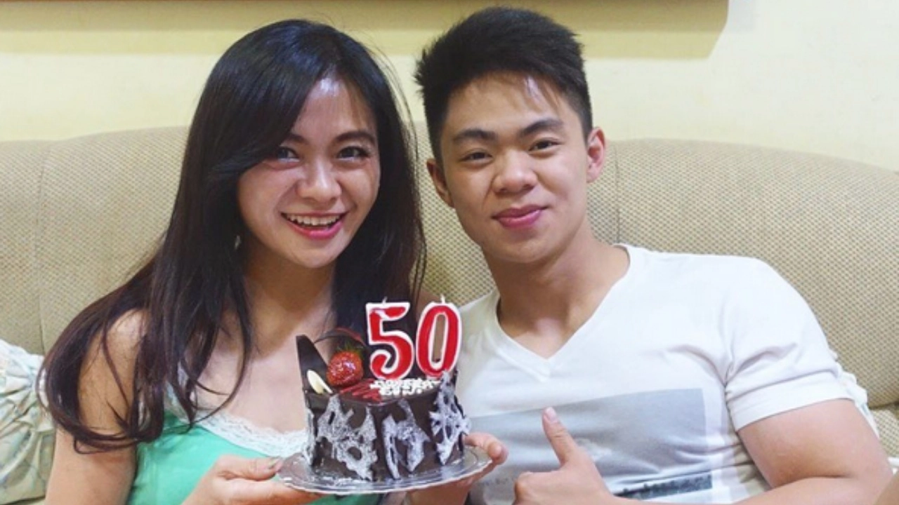 35EC169C-4458-43EC-942E-85F885C15EA5