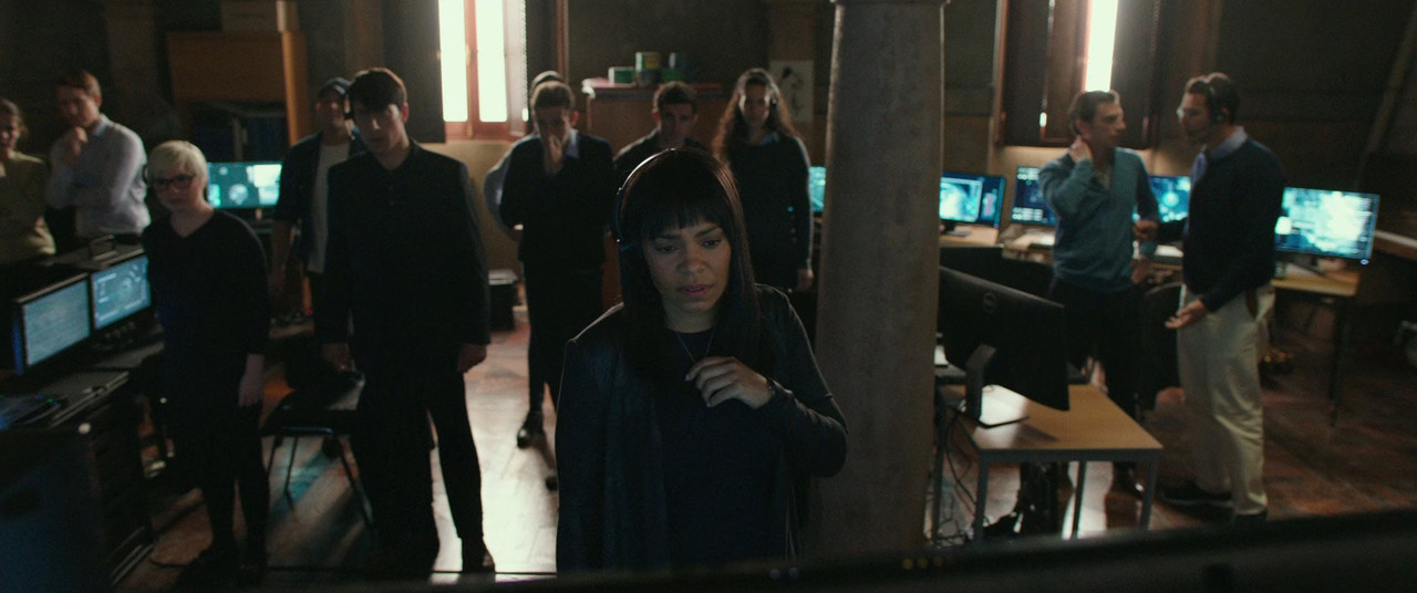 American Assassin 2017 (1080p x265 10bit Tigole).mkv_snapshot_01