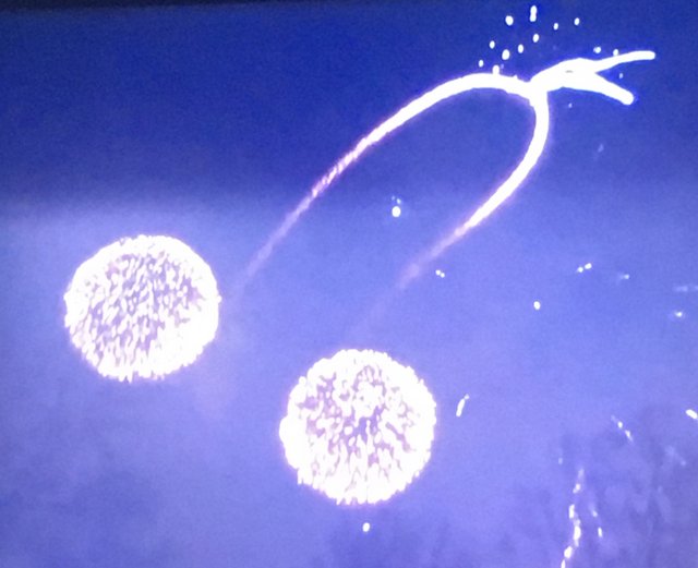 7FAE6D3F-A278-4F07-B2A0-FA845BE030FE