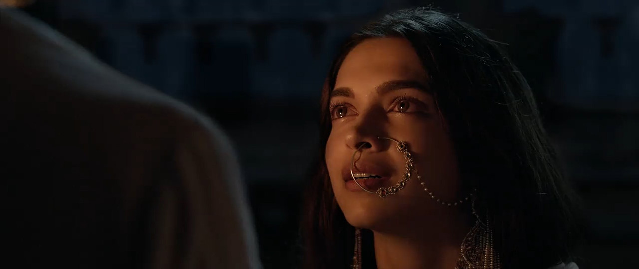 Bajirao Mastani 2015 BluRay [Hindi + Tamil] 480p 720p ESub Screenshot