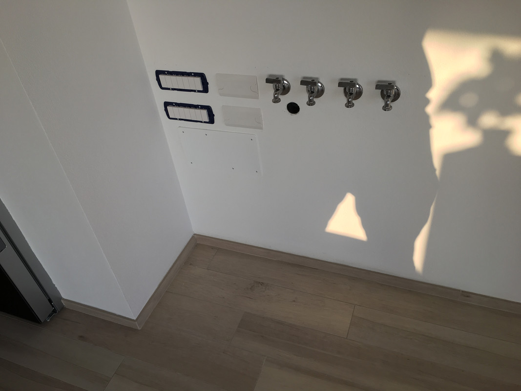 8A78E9F3-9E13-4612-B689-D455FA2E2B27