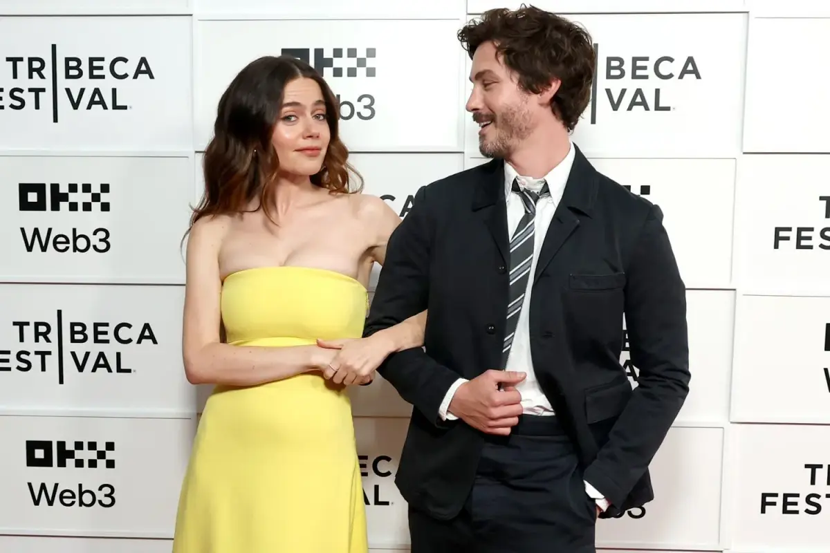 Molly Gordon Admits She Can’t Keep Spoilers 