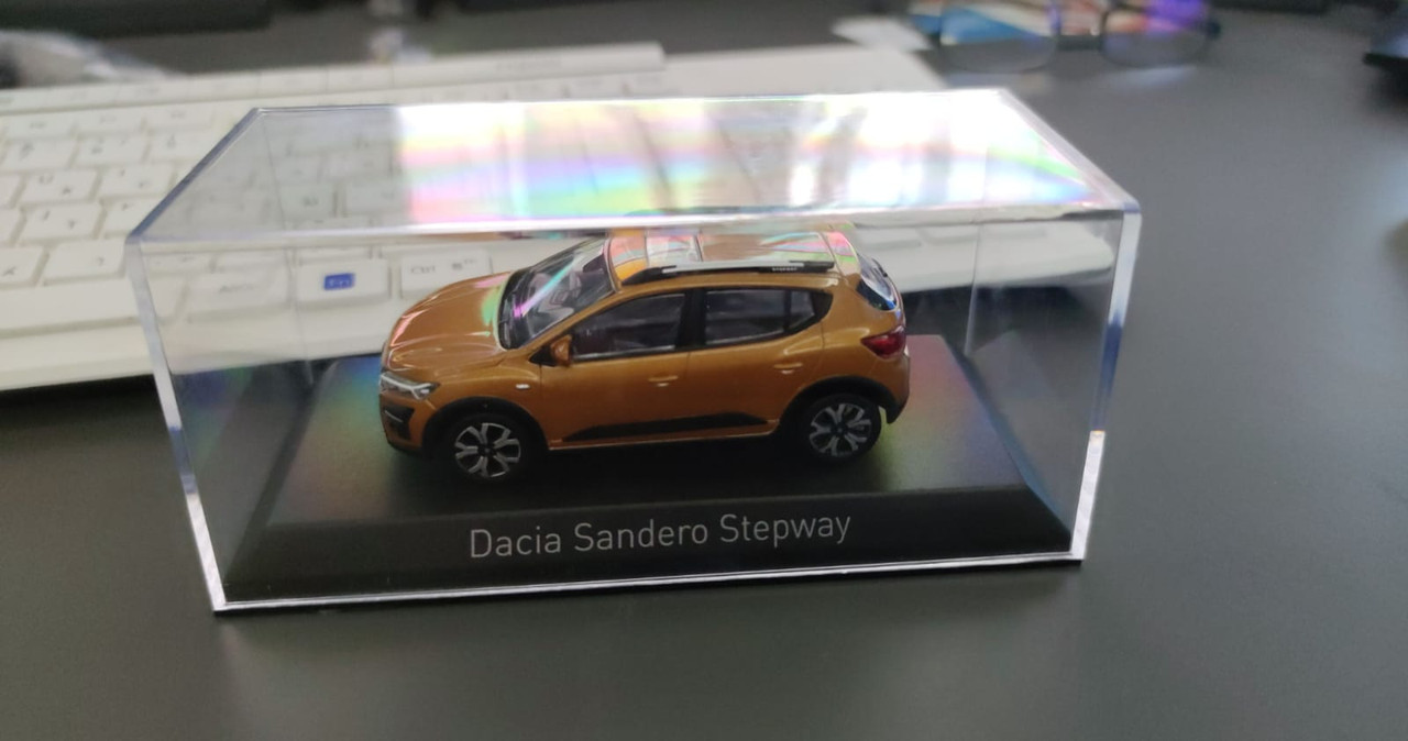 7a5e3f00-dfb9-45d3-83cc-47211a83bf6c