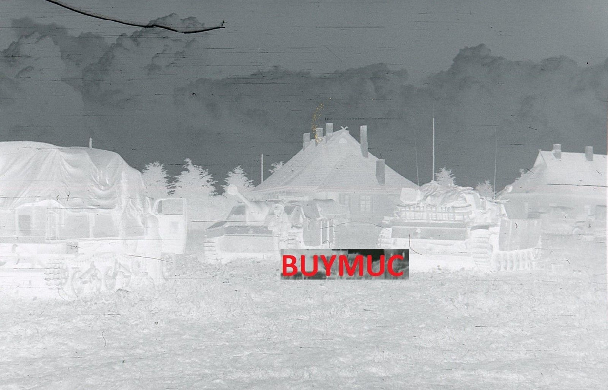 Foto negativ litauen schwere panzer sturmgeschüt