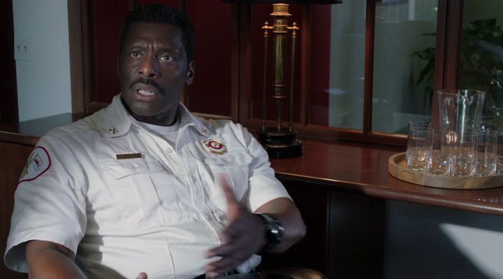 Chicago.Fire.S02E01.BDRip.x264-ION10-005