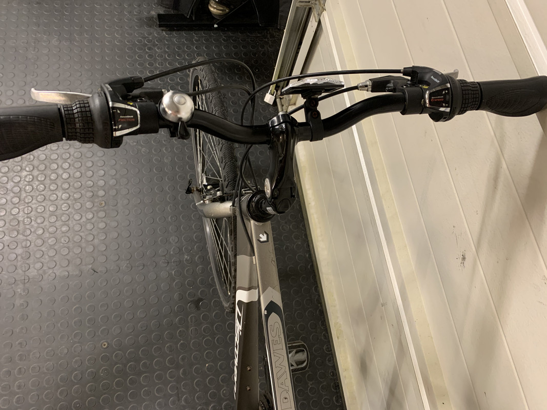 70AB307F-7285-4EC2-8A30-E956F48B4925