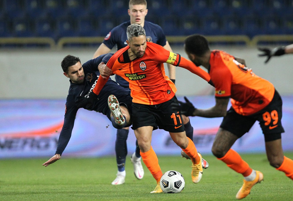 Suspenden la Liga Premier de Ucrania tras el ataque de Rusia