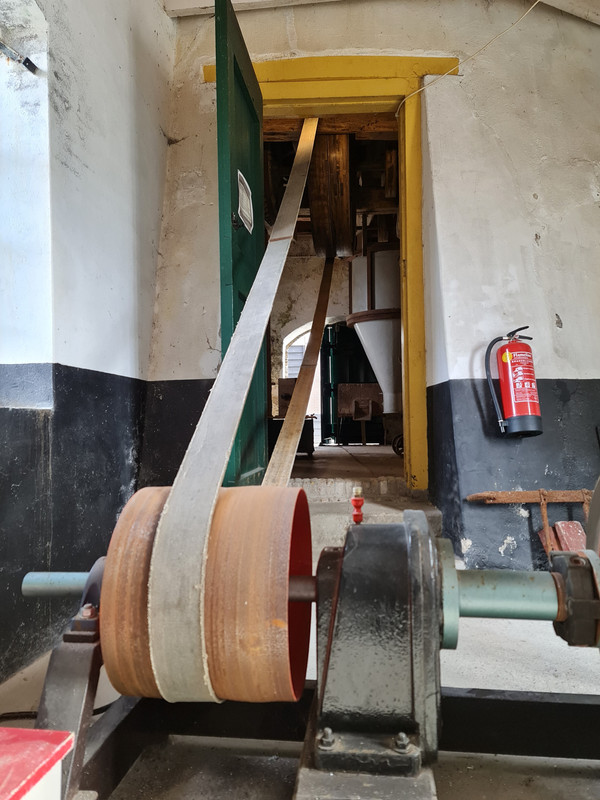 Pieter Zuijkerbuijk, De Korenbloem 03 (Samova dieselmotor) Sommelsdijk 24-02-2024