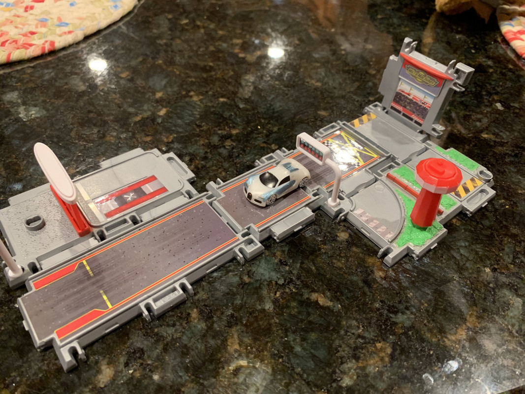 MIcro-Machines-Transformers-Mini-Playset-01