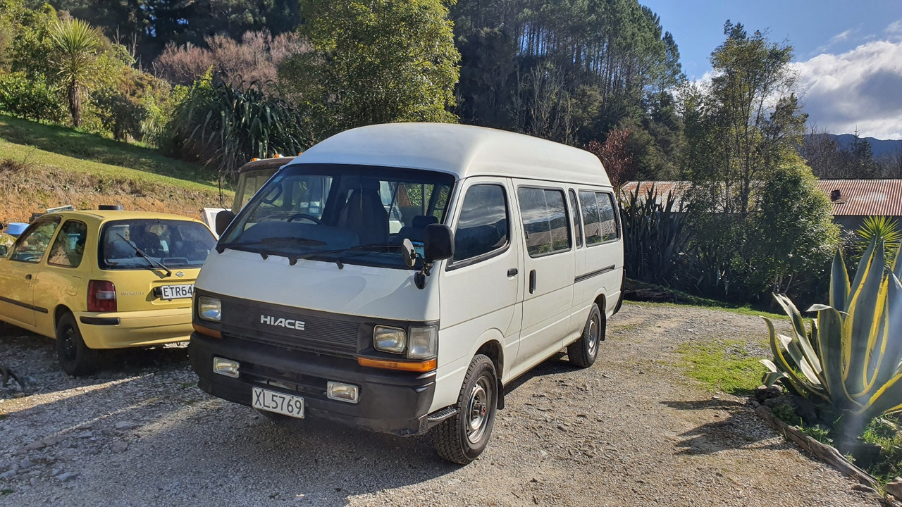 Our 'classic' 1987 4wd Lwb 2.4 diesel hiace workhorse... 20220813_111648