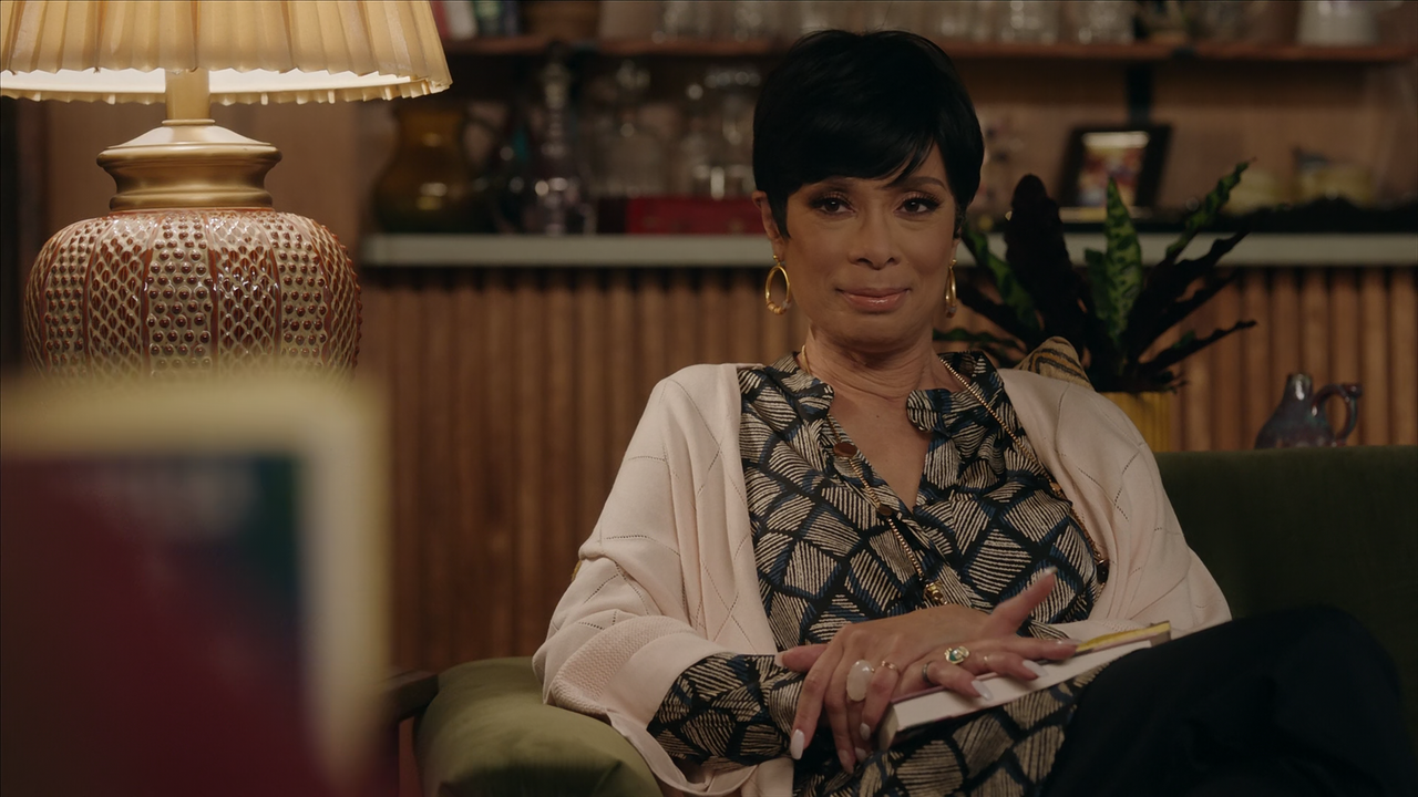 The.Rookie.Feds.S01E03.Star.Crossed.1080p.10bit.AMZN.WEB-DL.DDP5.1.HEVC-Vyndros.mkv_snapshot_05.46_[