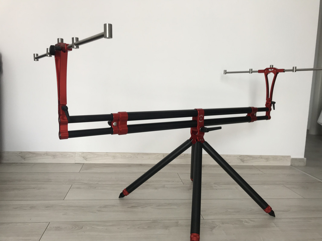 4CEEC384-6719-437B-89D6-3C7C78AAEDF6