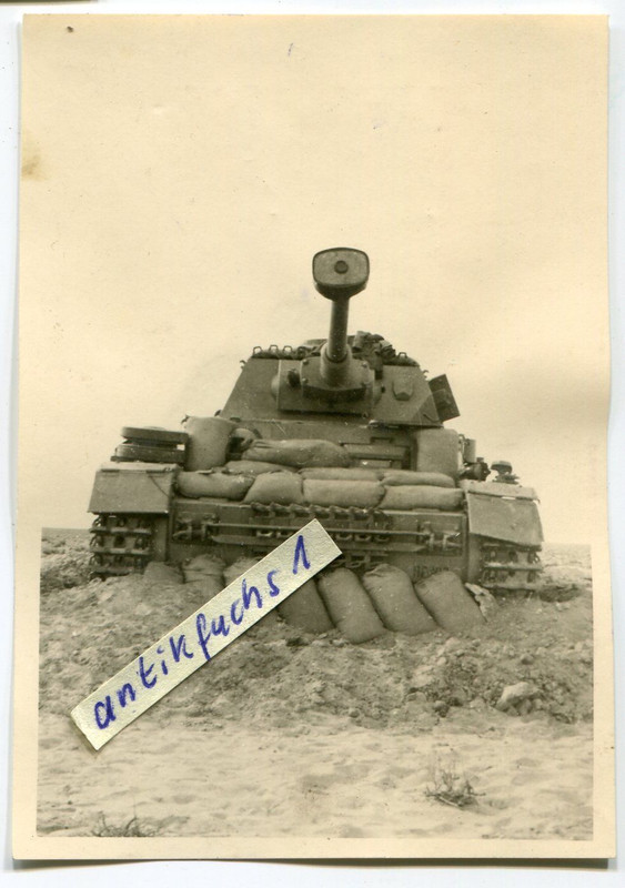 Deut. Panzer IV mit Sandsäcken des Afrikakorps i