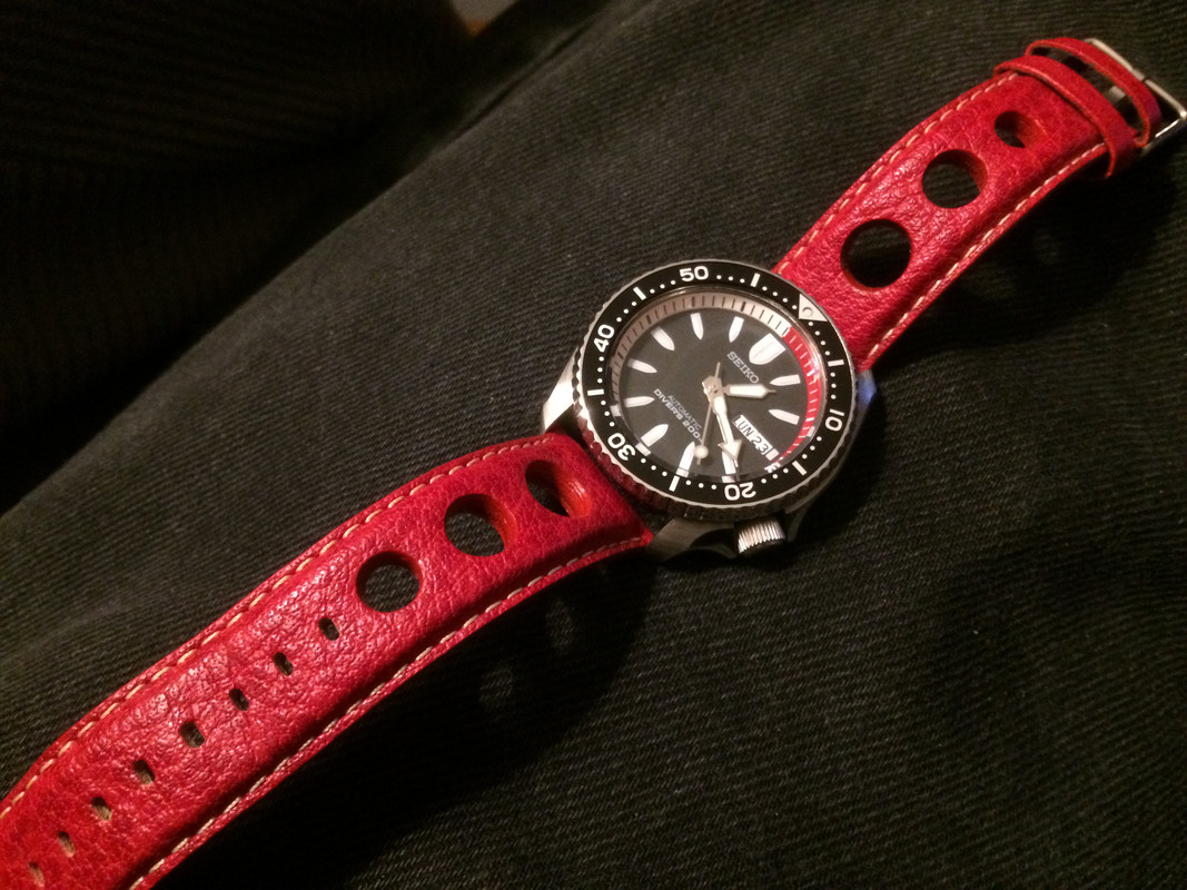 41DEE7E0-461D-496E-9FC4-665B18DE6844