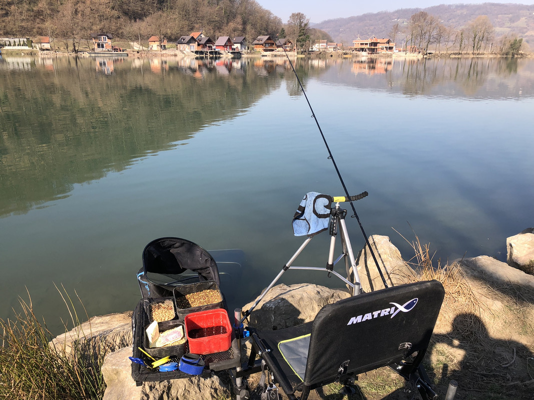 AAE0DBBB-2B96-4E0A-B1A6-A4AADE19FFEC