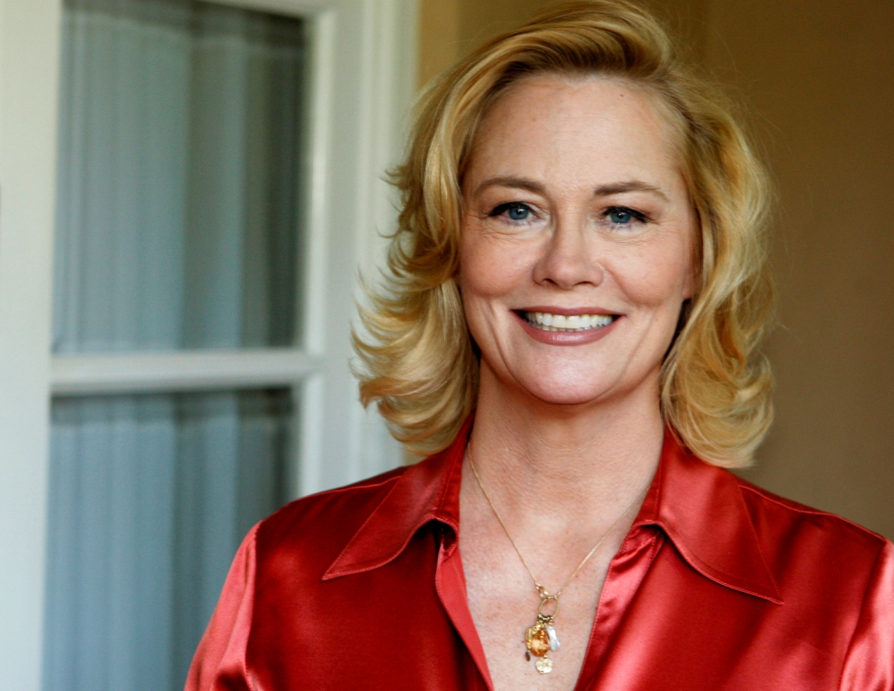 CybillShepherd_b37