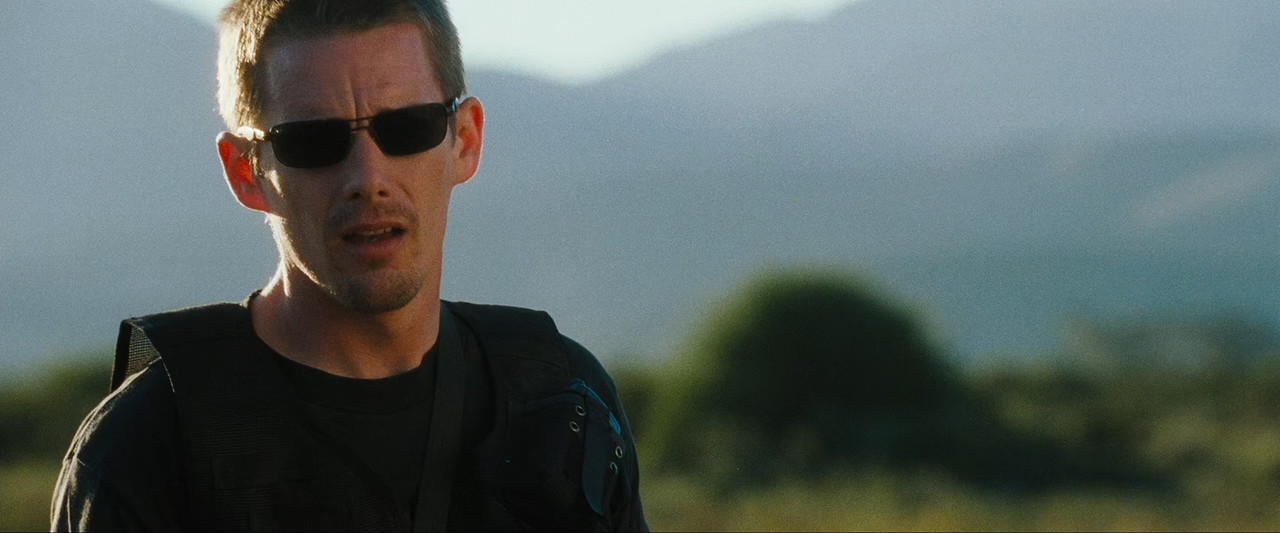 Lord of War 2005 (1080p x265 10bit Tigole).mkv_snapshot_01.15.07