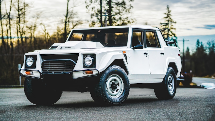 Lamborghini-LM002-Front-Three-Quarters-L