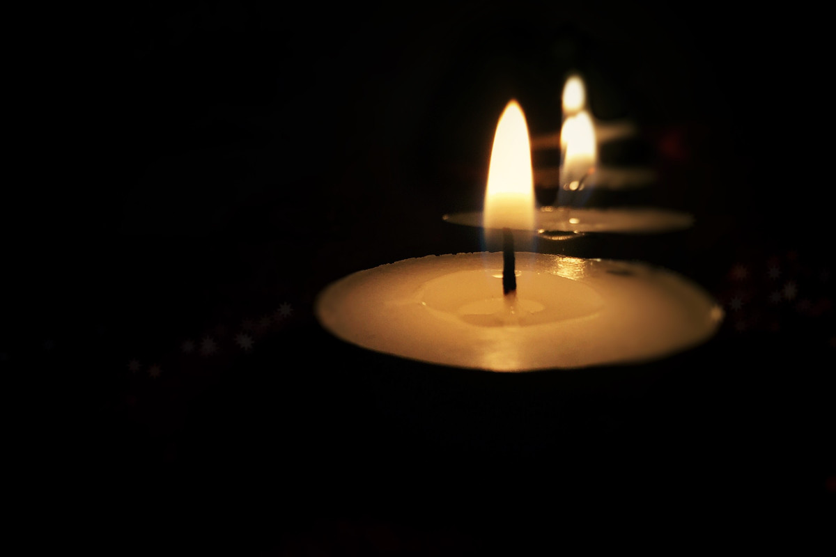 [Image: candlelight-desktop-backgrounds-desktop-...791143.jpg]