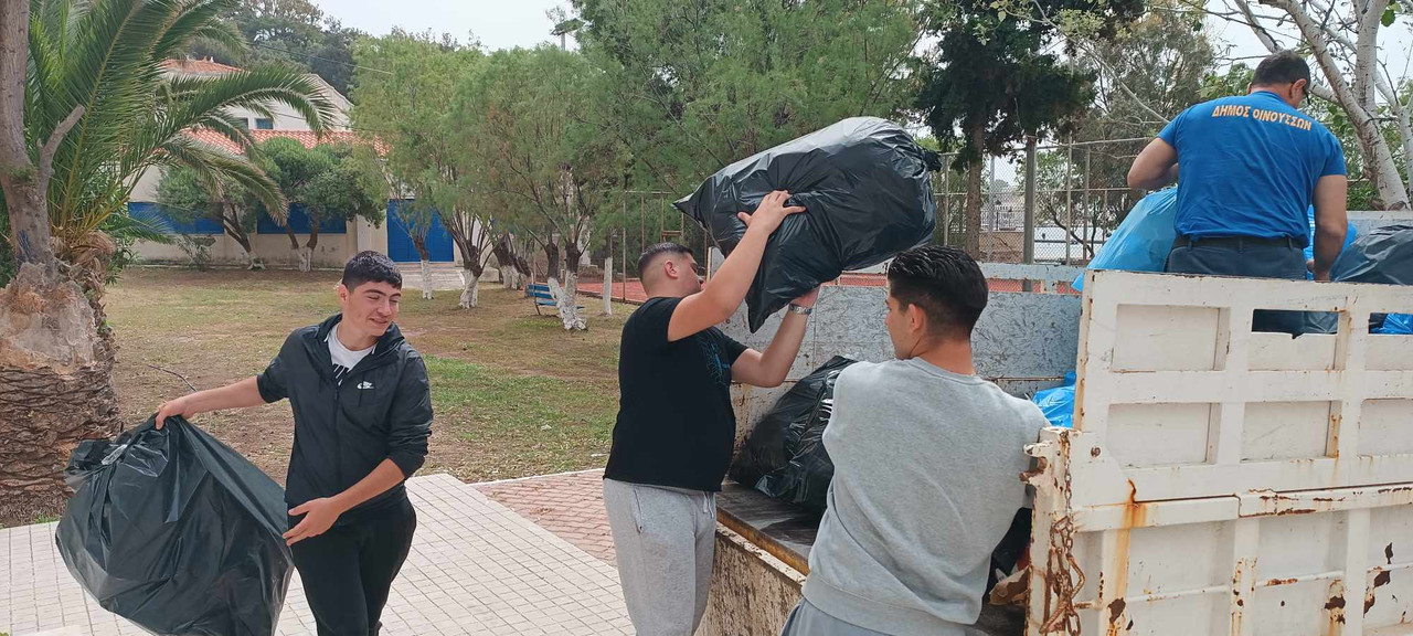 ΠΡΩΤΑΓΩΝΙΣΤΕΣ ΣΤΗΝ ΑΝΑΚΥΚΛΩΣΗ