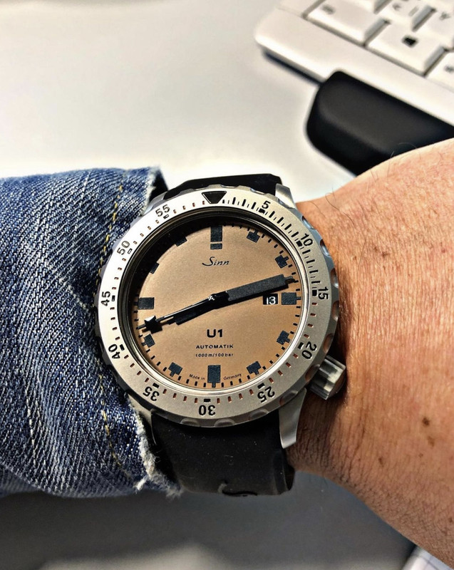 D4929BA6-0924-44C5-8AE5-6254680D9C2E