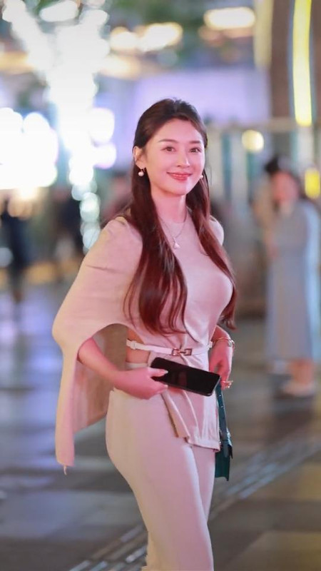 f832cb86-54e2-4774-80a8-4ecbced9c765