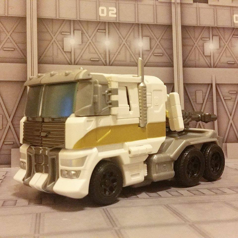 11813534_105050486512054_2231794016297482953_n