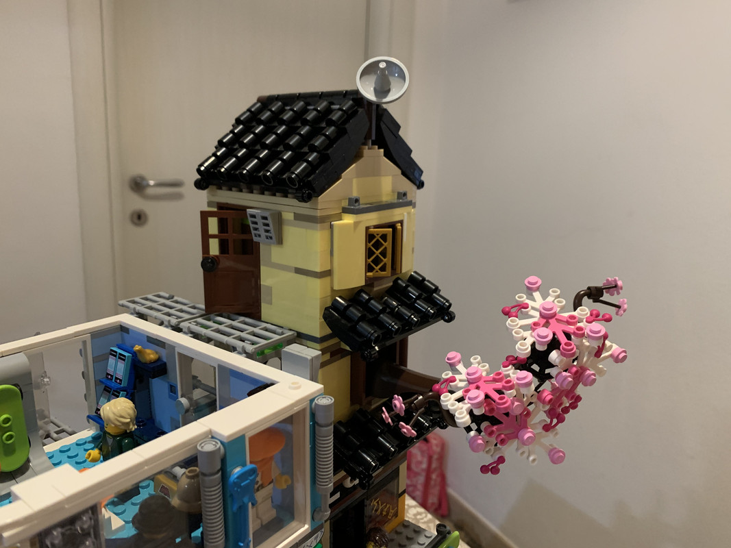 702B8998-3D69-4D47-BEFD-DA42A6602271