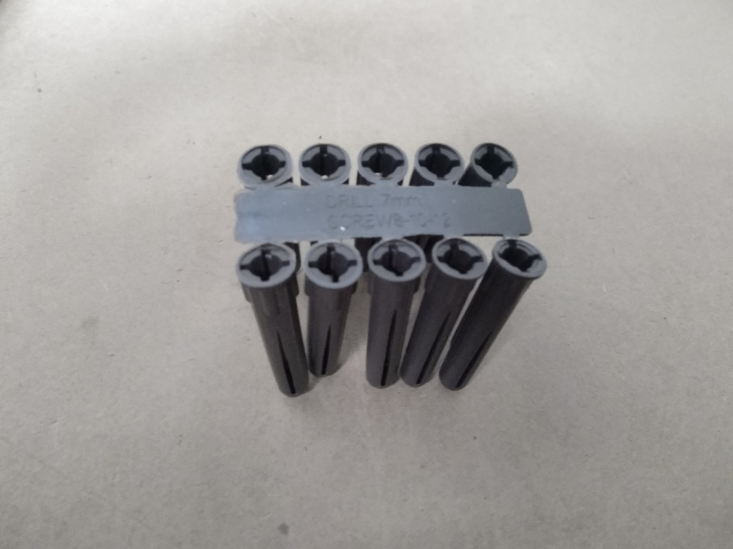 100x TIMco Brown Rawl Masonry Wall Plugs Suits 8g 10g 12g 4mm 5mm 6mm