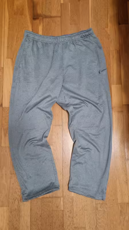 Nike vintage gris Therma-fit 1
