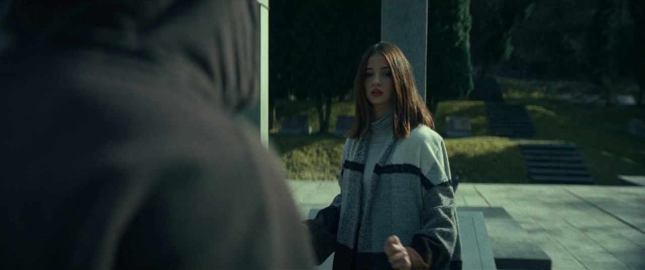 Paradise-2023-Hindi-Web-Rip-1080p-x264-AVC-AC3-6ch-MSub-mkv-0002