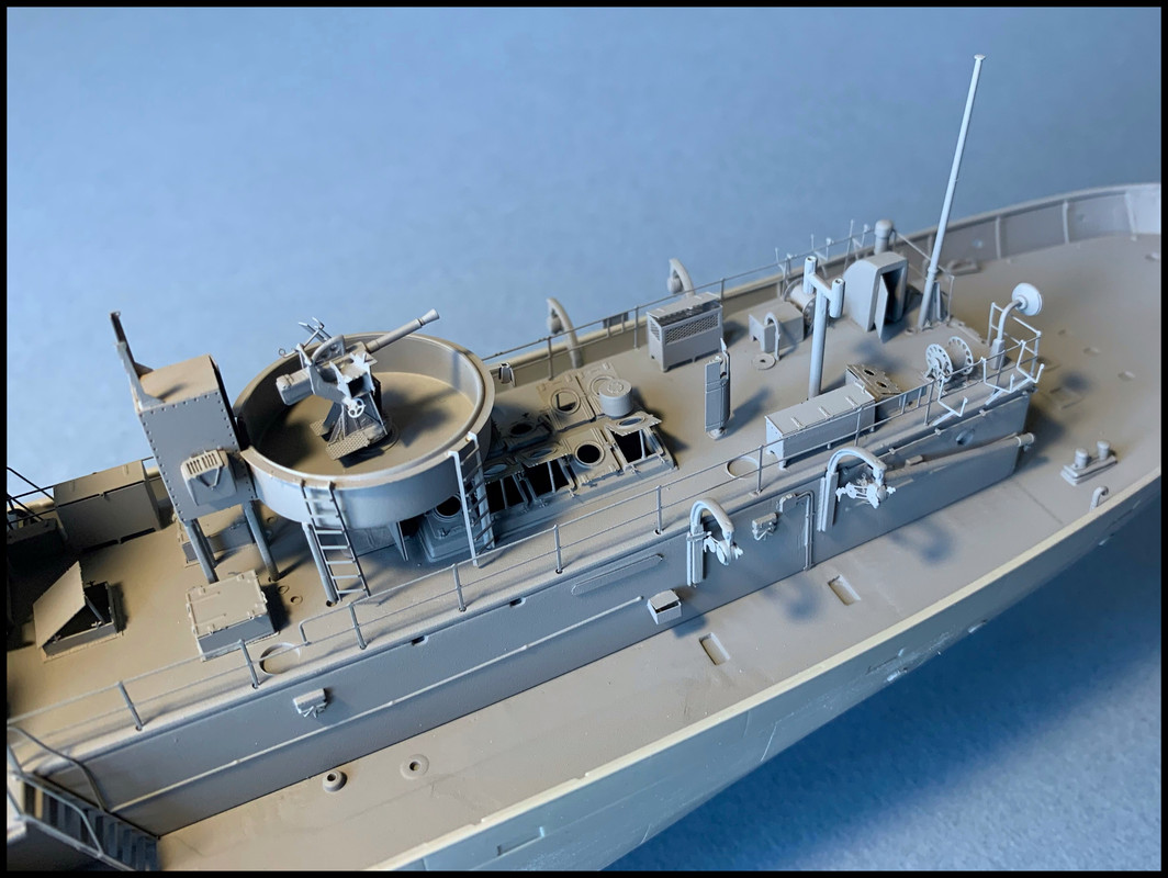 POPPY - CORVETTE CLASSE FLOWER - MATCHBOX/REVELL - 1/72 D9-E32-F7-D-B8-D4-4680-9-A12-54-A41259-C5-CC
