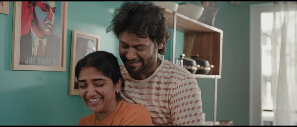 Aan Paavam Pollathathu Screenshot