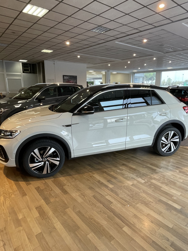 9F44EFF4-FFAD-4F52-9438-642C9927067C