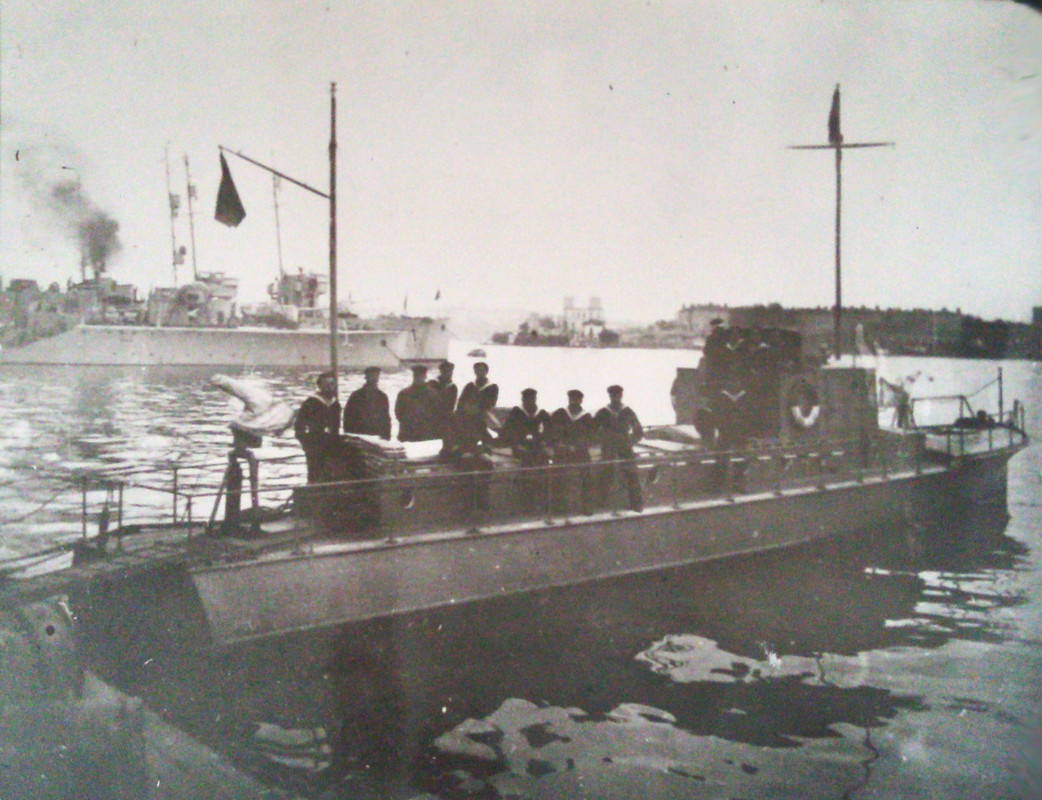 https://i.postimg.cc/RFGHz7q2/1932-04.jpg
